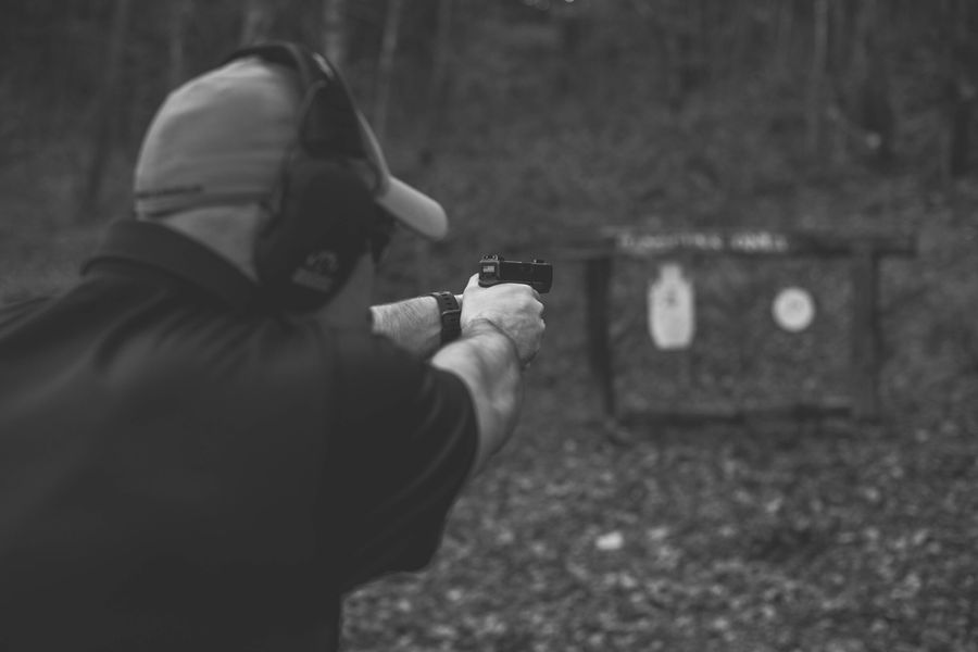 Defensive handgun training on the range